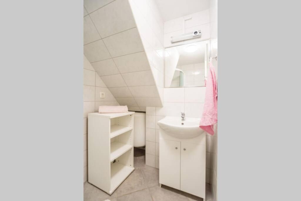 Apartma N'Poznam Tobacna Ljubljana Exterior photo