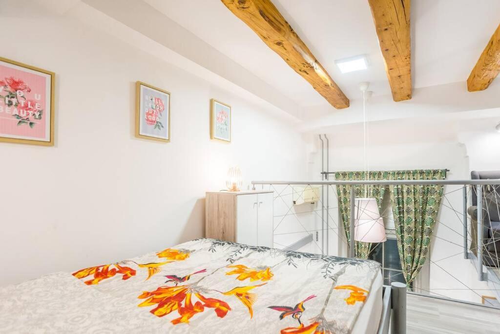 Apartma N'Poznam Tobacna Ljubljana Exterior photo